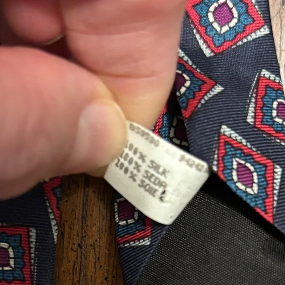 Oscar de la Renta Couture Collection Mens Silk Tie Navy Geometric Medallion USA‎